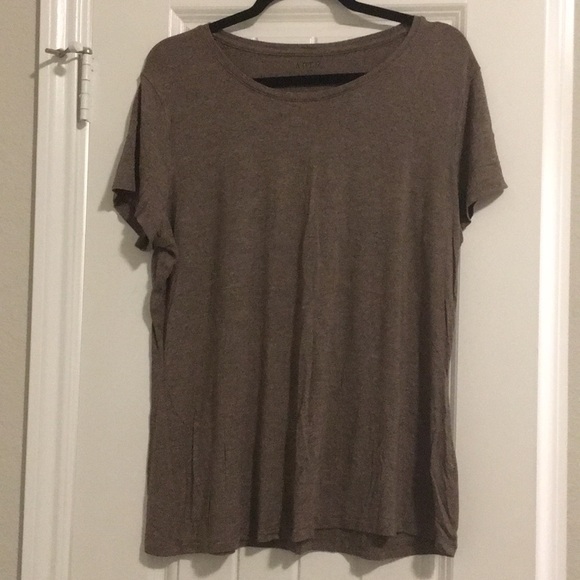 Apt. 9 Short Sleeve Tee - Picture 2 of 3